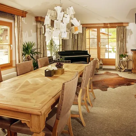 Apartment Chesa Chantarella